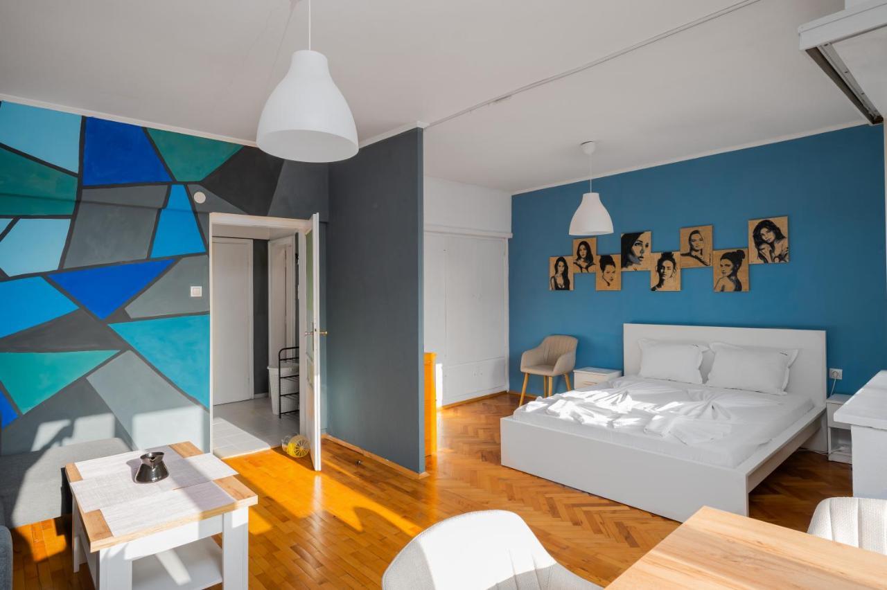 The Blue Art Spot In Prime Center By Flat Mаnager Sofia